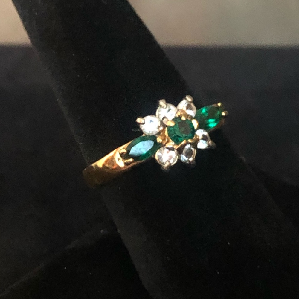 Golden Ring with Emerald-Green & Clear Gemstones